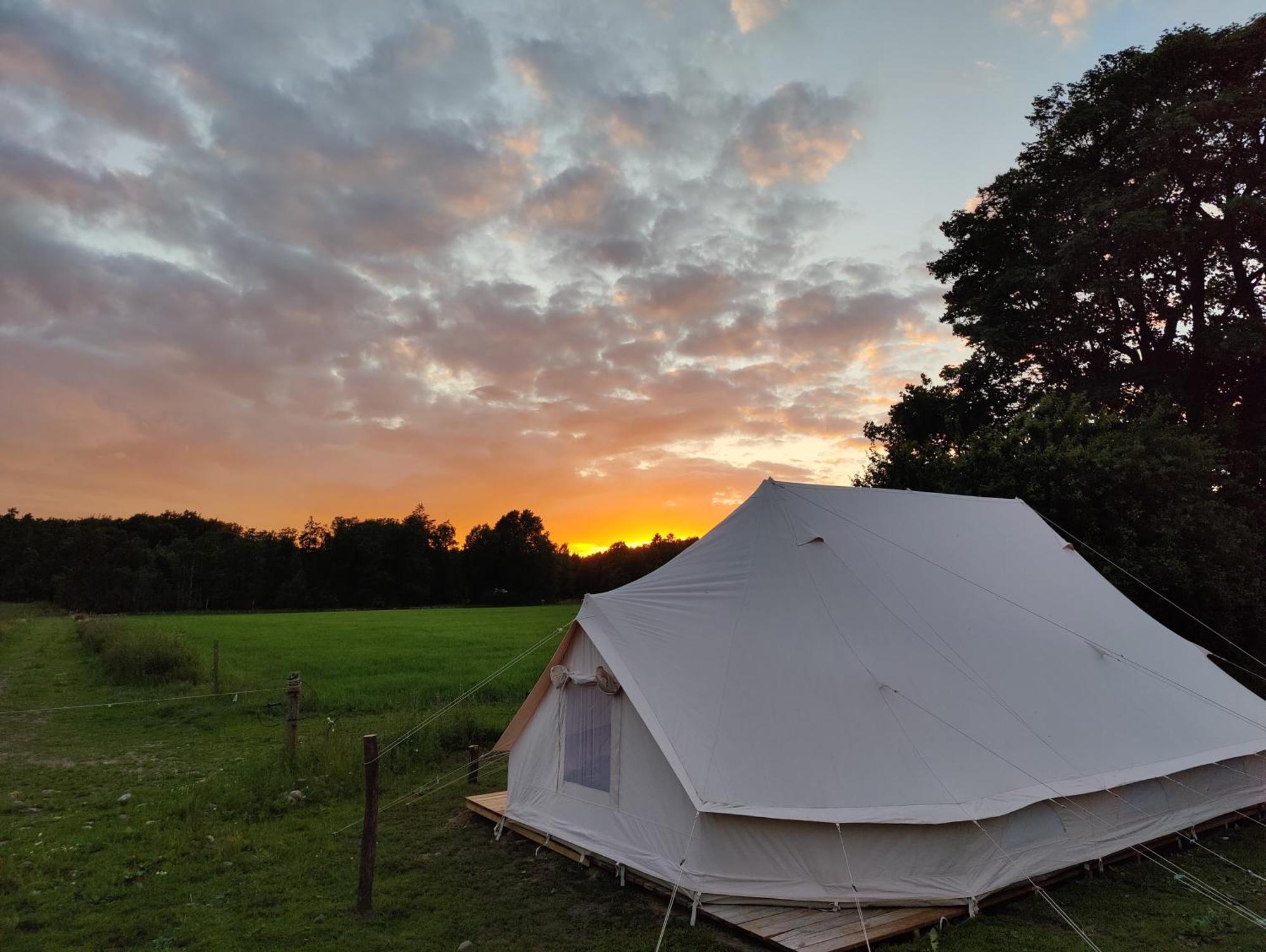 Under Canvas Bornholm Ostermarie Ngoại thất bức ảnh